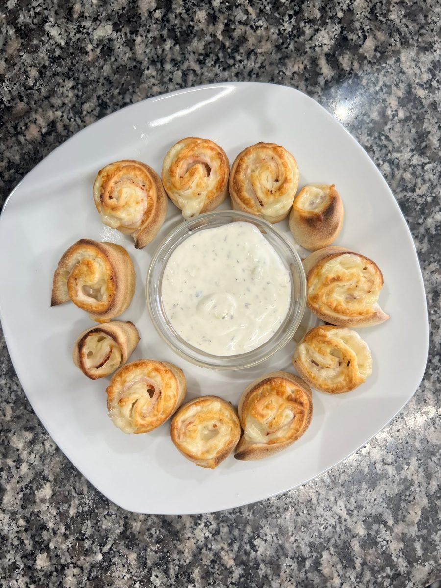 Nr. 38 Pizzabrötchen mit Putenschinken und Käse